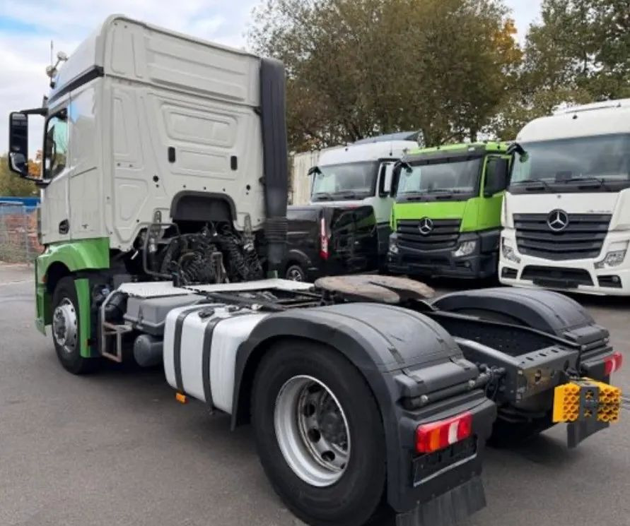 Mercedes-Benz ACTROS 1848 HAD/ 4X4/ HYDRAULIKA - Cap tractor: Foto 2 Mercedes-Benz ACTROS 1848 HAD/ 4X4/ HYDRAULIKA - Cap tractor: Foto 2