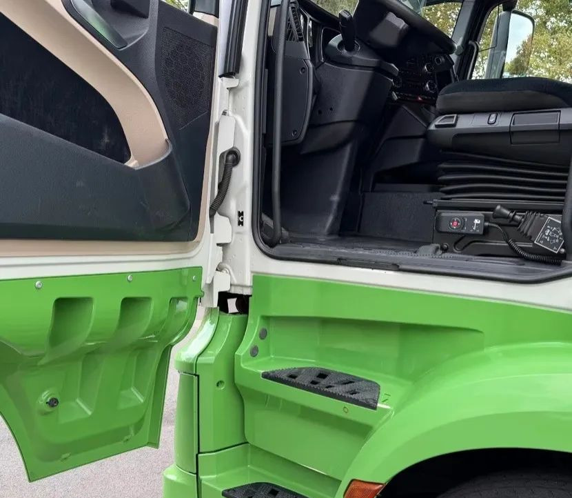 Mercedes-Benz ACTROS 1848 HAD/ 4X4/ HYDRAULIKA - Cap tractor: Foto 5 Mercedes-Benz ACTROS 1848 HAD/ 4X4/ HYDRAULIKA - Cap tractor: Foto 5