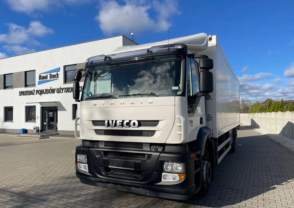 Iveco Stralis EEV 18.310 EURO 5, Chłodnia, PRZEBIEG 262 TYŚ KM!! - Camion frigider: Foto 3 Iveco Stralis EEV 18.310 EURO 5, Chłodnia, PRZEBIEG 262 TYŚ KM!! - Camion frigider: Foto 3