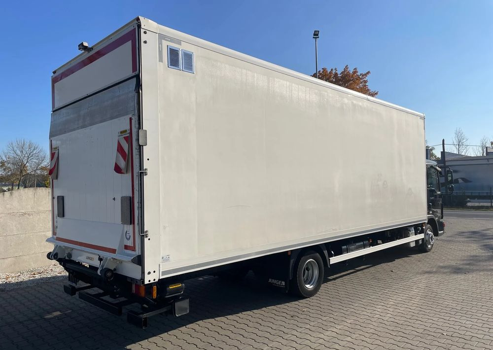 MAN TGL 12.250 - Camion furgon: Foto 5 MAN TGL 12.250 - Camion furgon: Foto 5