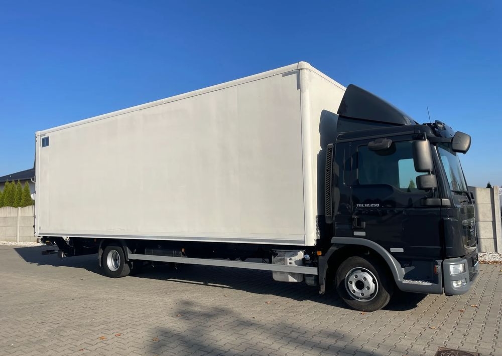MAN TGL 12.250 - Camion furgon: Foto 4 MAN TGL 12.250 - Camion furgon: Foto 4