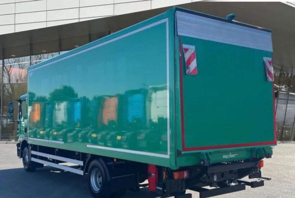 MAN TGM 15.250 - Camion furgon: Foto 3 MAN TGM 15.250 - Camion furgon: Foto 3