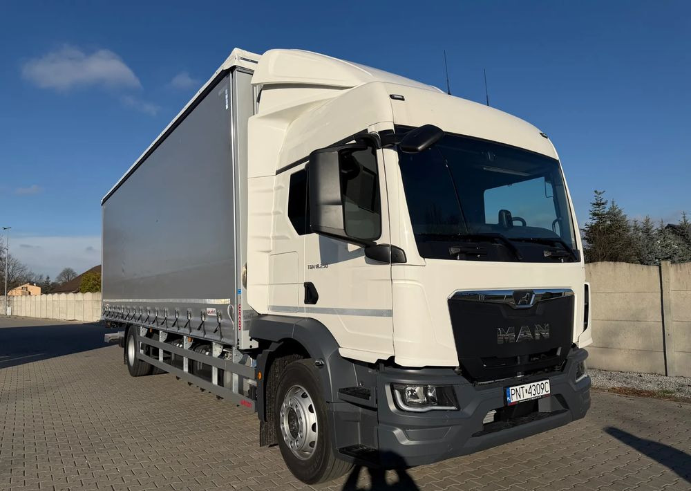 MAN TGM 18.250 FIRANA 22 euro palety! - Camion cu prelată: Foto 3 MAN TGM 18.250 FIRANA 22 euro palety! - Camion cu prelată: Foto 3