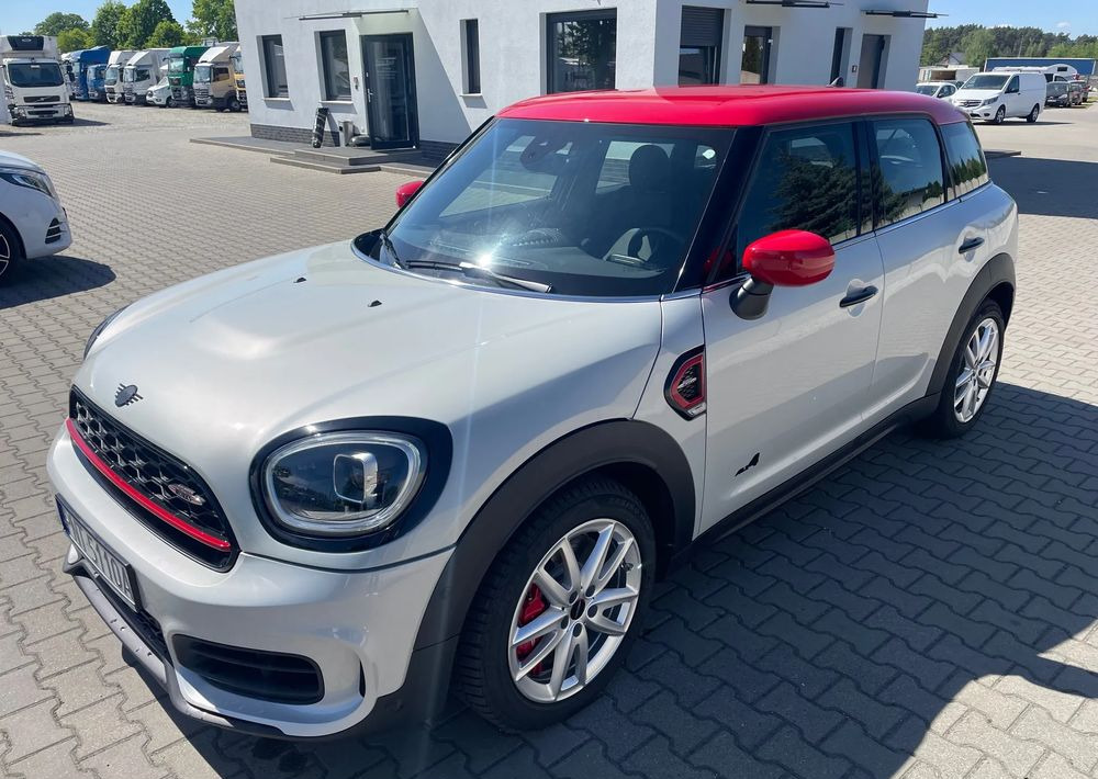 MINI John Cooper Works Countryman All4 - SUV: Foto 3 MINI John Cooper Works Countryman All4 - SUV: Foto 3