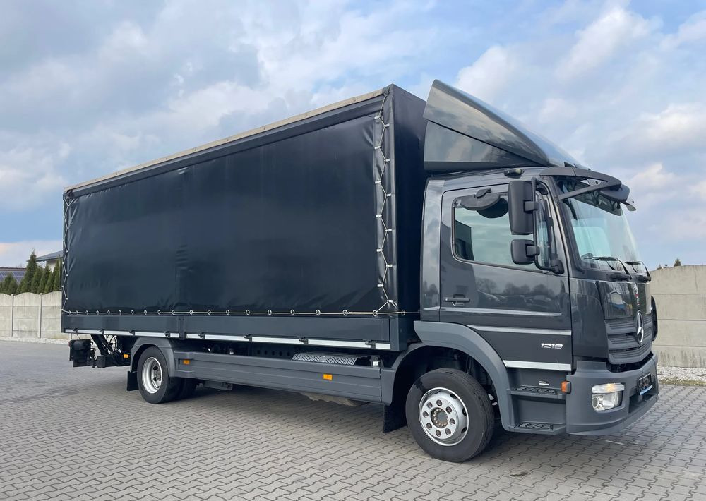 Mercedes-Benz 1218 - Camion cu prelată: Foto 5 Mercedes-Benz 1218 - Camion cu prelată: Foto 5