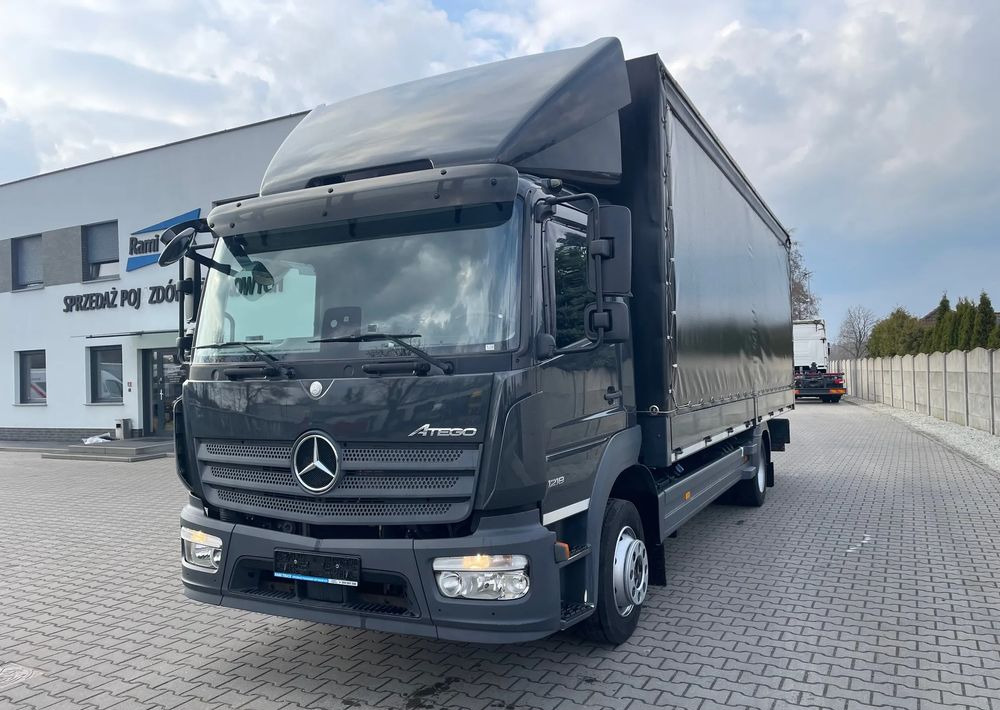 Mercedes-Benz 1218 - Camion cu prelată: Foto 2 Mercedes-Benz 1218 - Camion cu prelată: Foto 2
