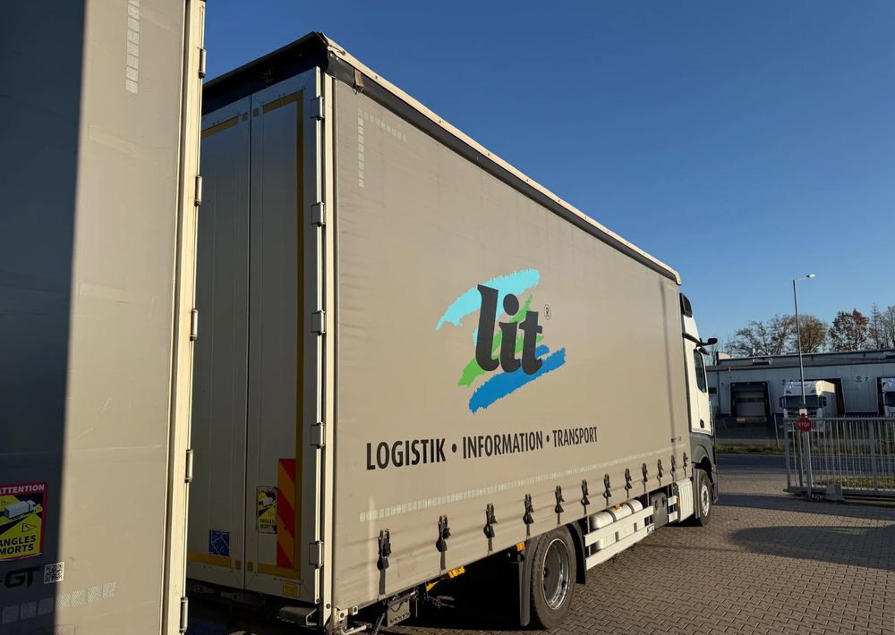 Mercedes-Benz ACTROS 1845 Zestaw przestrzenny przejazdowy120m3 - Camion cu prelată: Foto 5 Mercedes-Benz ACTROS 1845 Zestaw przestrzenny przejazdowy120m3 - Camion cu prelată: Foto 5