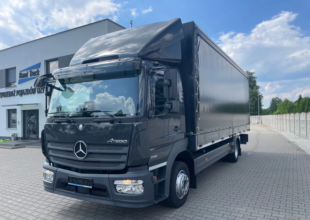 Mercedes-Benz ATEGO 1218 - Camion cu prelată: Foto 1 Mercedes-Benz ATEGO 1218 - Camion cu prelată: Foto 1