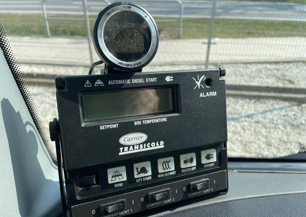 Leasing de Mercedes-Benz ATEGO 1223/ CHŁODNIA/ 15 PALET Mercedes-Benz ATEGO 1223/ CHŁODNIA/ 15 PALET: Foto 14 Leasing de Mercedes-Benz ATEGO 1223/ CHŁODNIA/ 15 PALET Mercedes-Benz ATEGO 1223/ CHŁODNIA/ 15 PALET: Foto 14