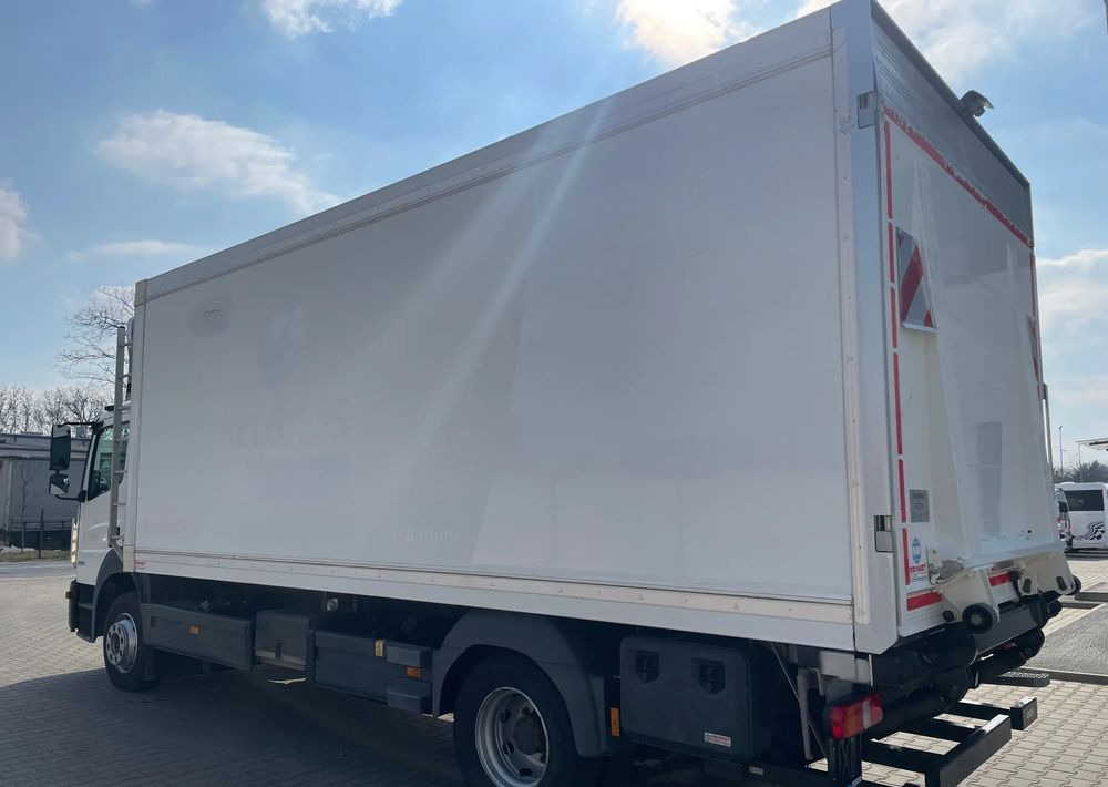 Leasing de Mercedes-Benz ATEGO 1223/ CHŁODNIA/ 15 PALET Mercedes-Benz ATEGO 1223/ CHŁODNIA/ 15 PALET: Foto 9 Leasing de Mercedes-Benz ATEGO 1223/ CHŁODNIA/ 15 PALET Mercedes-Benz ATEGO 1223/ CHŁODNIA/ 15 PALET: Foto 9