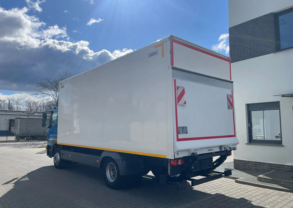 Mercedes-Benz ATEGO 1318, kontener 6,2m, ładowność 7,5 tony! - Camion furgon: Foto 3 Mercedes-Benz ATEGO 1318, kontener 6,2m, ładowność 7,5 tony! - Camion furgon: Foto 3