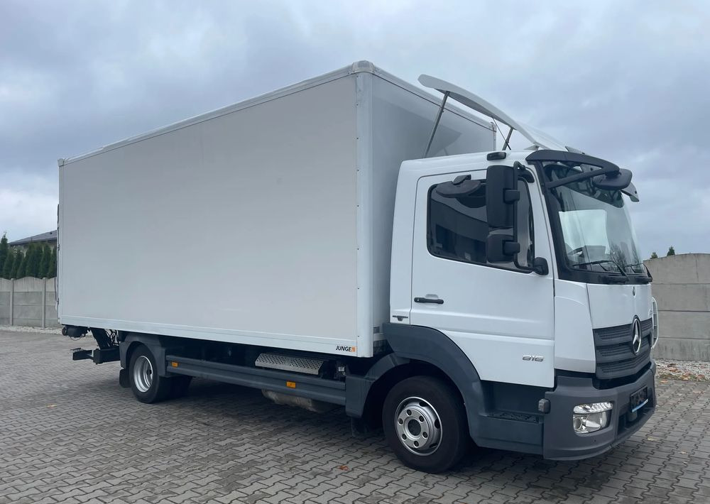 Mercedes-Benz ATEGO 816 DMC 8600 kg - Camion furgon: Foto 4 Mercedes-Benz ATEGO 816 DMC 8600 kg - Camion furgon: Foto 4