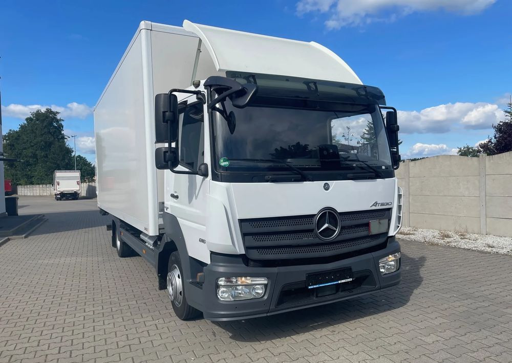 Mercedes-Benz ATEGO 816 ,ładowność 3,1 tony! - Camion furgon: Foto 3 Mercedes-Benz ATEGO 816 ,ładowność 3,1 tony! - Camion furgon: Foto 3