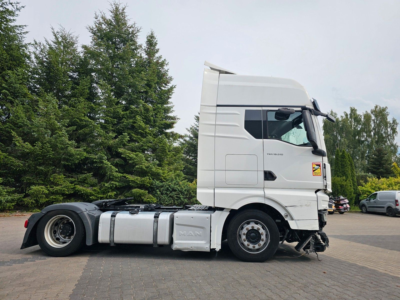 MAN TGX 18.510 XXL INTARDER - Motor , Rahmen 100% OK - Cap tractor: Foto 3 MAN TGX 18.510 XXL INTARDER - Motor , Rahmen 100% OK - Cap tractor: Foto 3