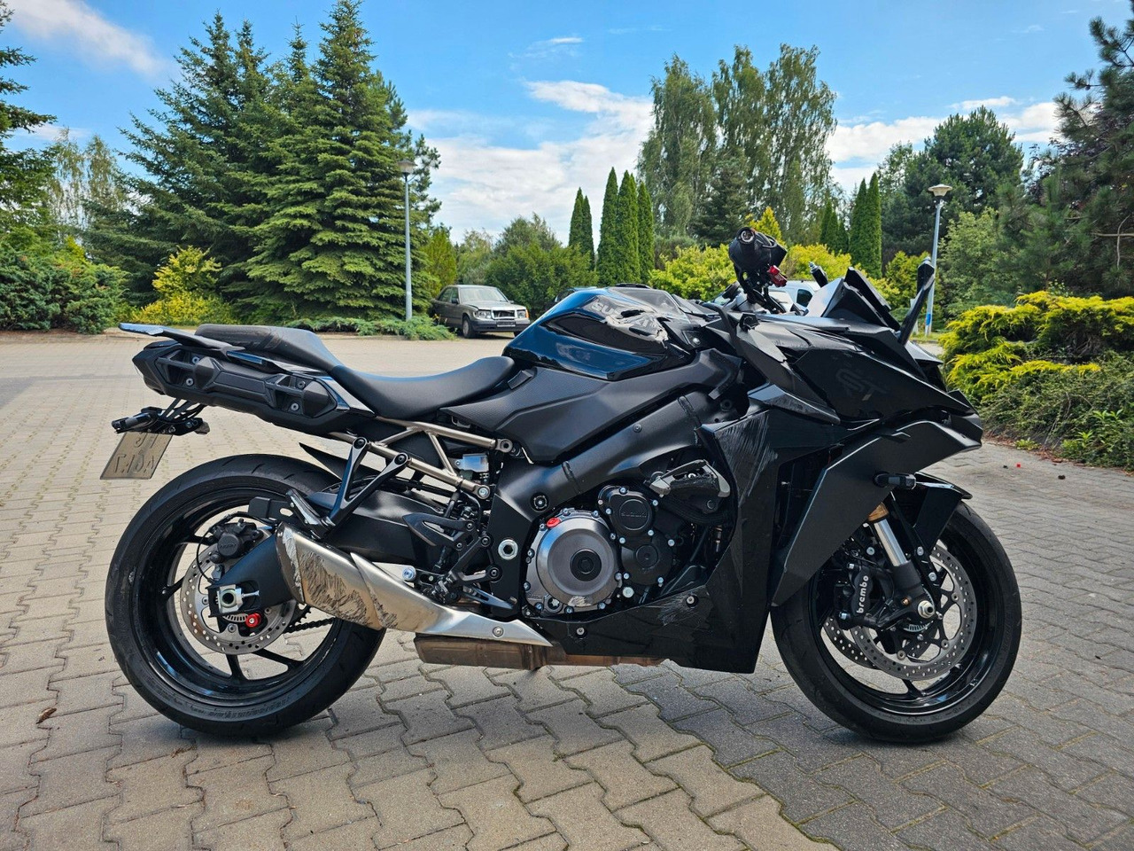 Suzuki GSX-S 1000 GT GSX-S1000GT Gabel / motor ok! - Motocicletă: Foto 5 Suzuki GSX-S 1000 GT GSX-S1000GT Gabel / motor ok! - Motocicletă: Foto 5