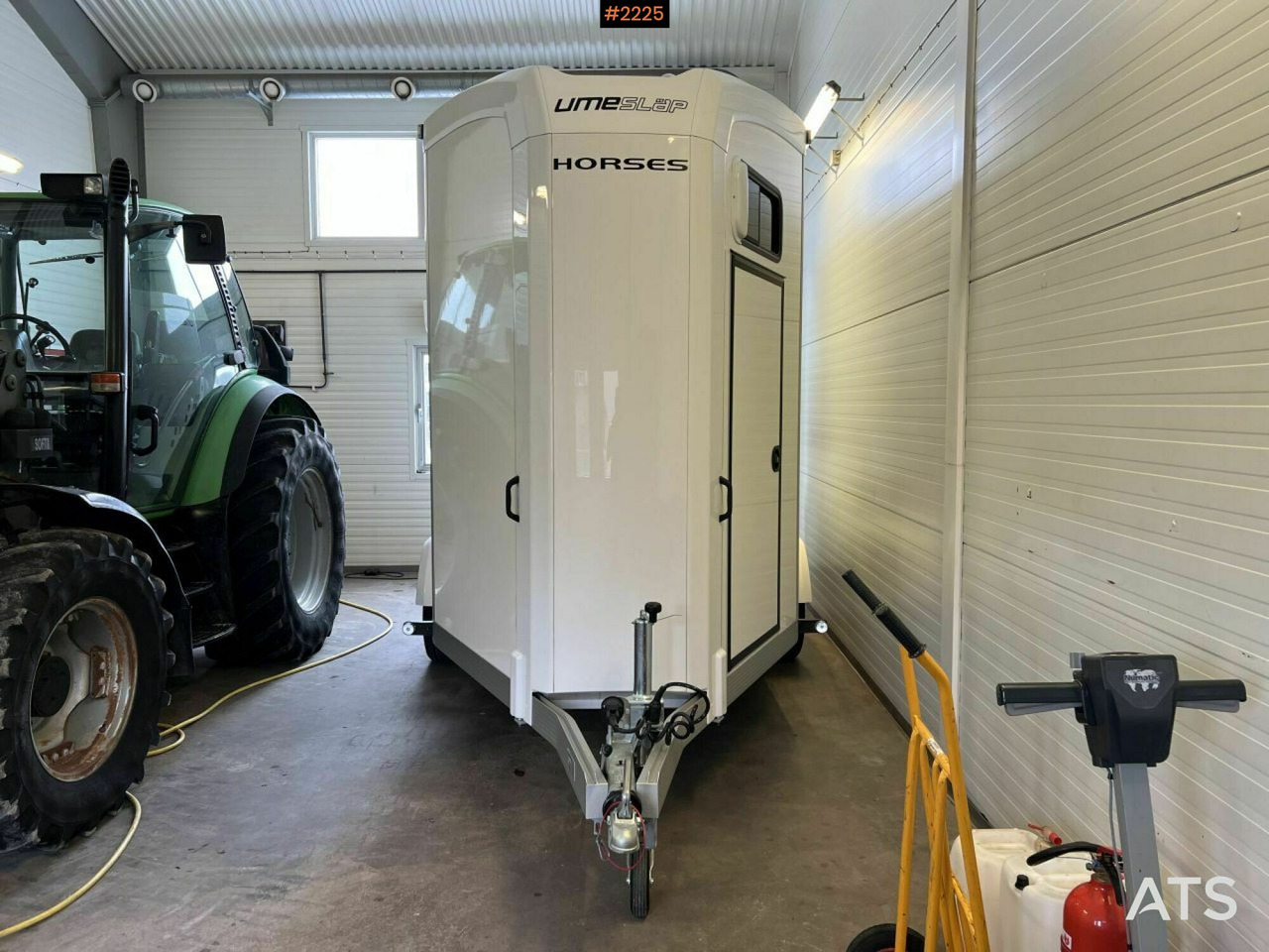 Horse transport UMESLÄP B60 - Only used 4 times - Remorcă transport cai: Foto 2 Horse transport UMESLÄP B60 - Only used 4 times - Remorcă transport cai: Foto 2
