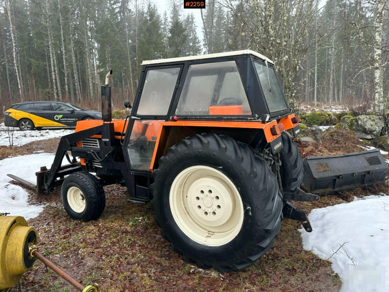 Tractor Ursus C385 Deluxe! with loader and implements - Tractor agricol: Foto 2 Tractor Ursus C385 Deluxe! with loader and implements - Tractor agricol: Foto 2