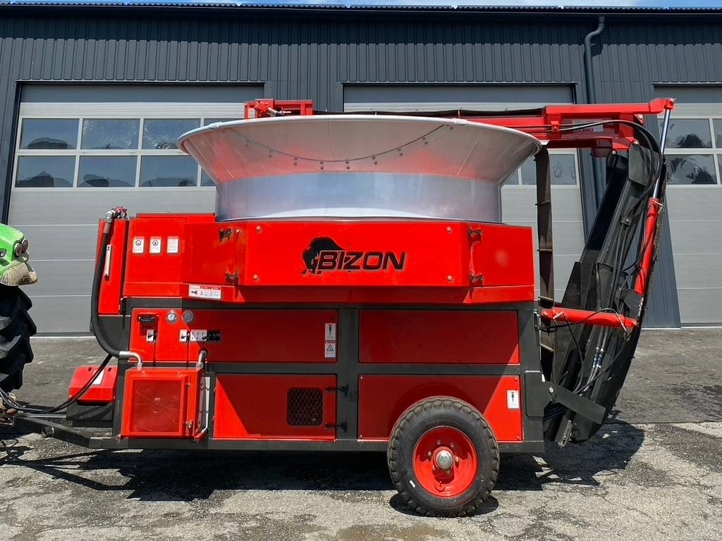 Bizon B-1030 Trituratore di paglia Molino per cereali, c - Tocător de paie: Foto 3 Bizon B-1030 Trituratore di paglia Molino per cereali, c - Tocător de paie: Foto 3
