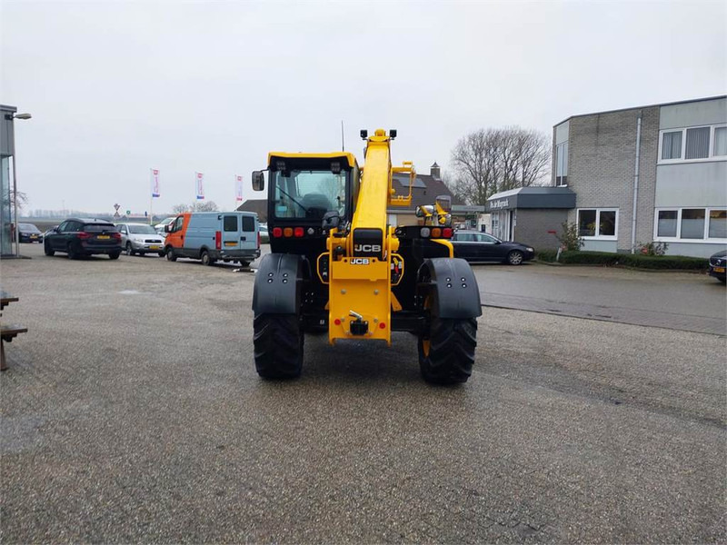 JCB 532-60 AGRI - Stivuitor telescopic: Foto 4 JCB 532-60 AGRI - Stivuitor telescopic: Foto 4