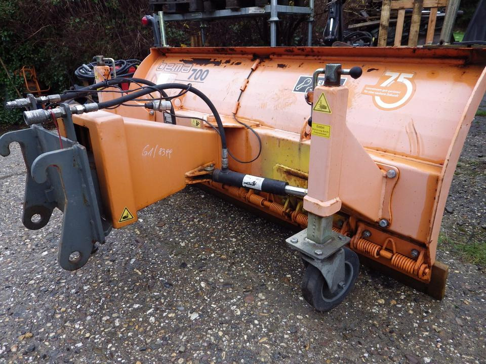 Schneeschild + Kehrmaschine für KRAMER 350 180 112 - Plug zapada: Foto 4 Schneeschild + Kehrmaschine für KRAMER 350 180 112 - Plug zapada: Foto 4