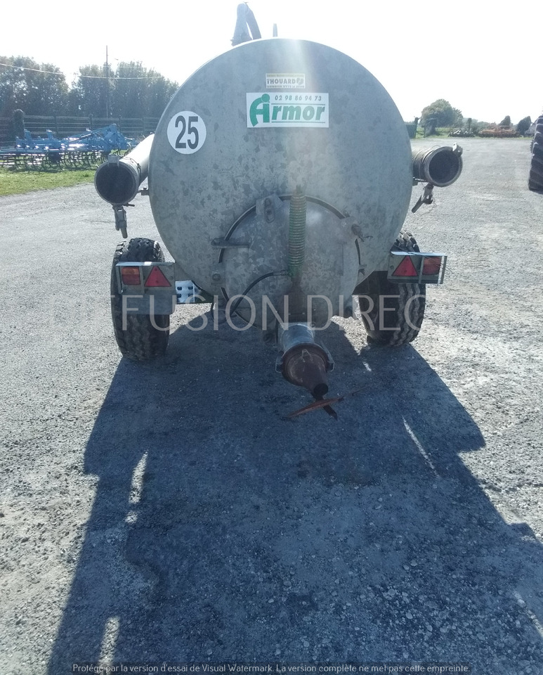 ARMOR TONNE A LISIER AXR 6.8 - Cisternă vidanjă: Foto 4 ARMOR TONNE A LISIER AXR 6.8 - Cisternă vidanjă: Foto 4