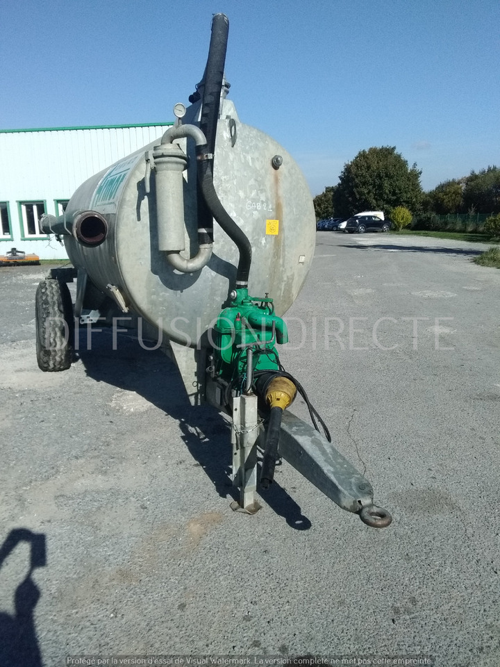 ARMOR TONNE A LISIER AXR 6.8 - Cisternă vidanjă: Foto 3 ARMOR TONNE A LISIER AXR 6.8 - Cisternă vidanjă: Foto 3