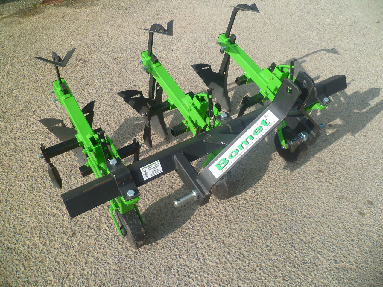 BOMET Bineuse Butteuse 2 rangs NORMA - Maşină pentru prelucrarea solului: Foto 5 BOMET Bineuse Butteuse 2 rangs NORMA - Maşină pentru prelucrarea solului: Foto 5