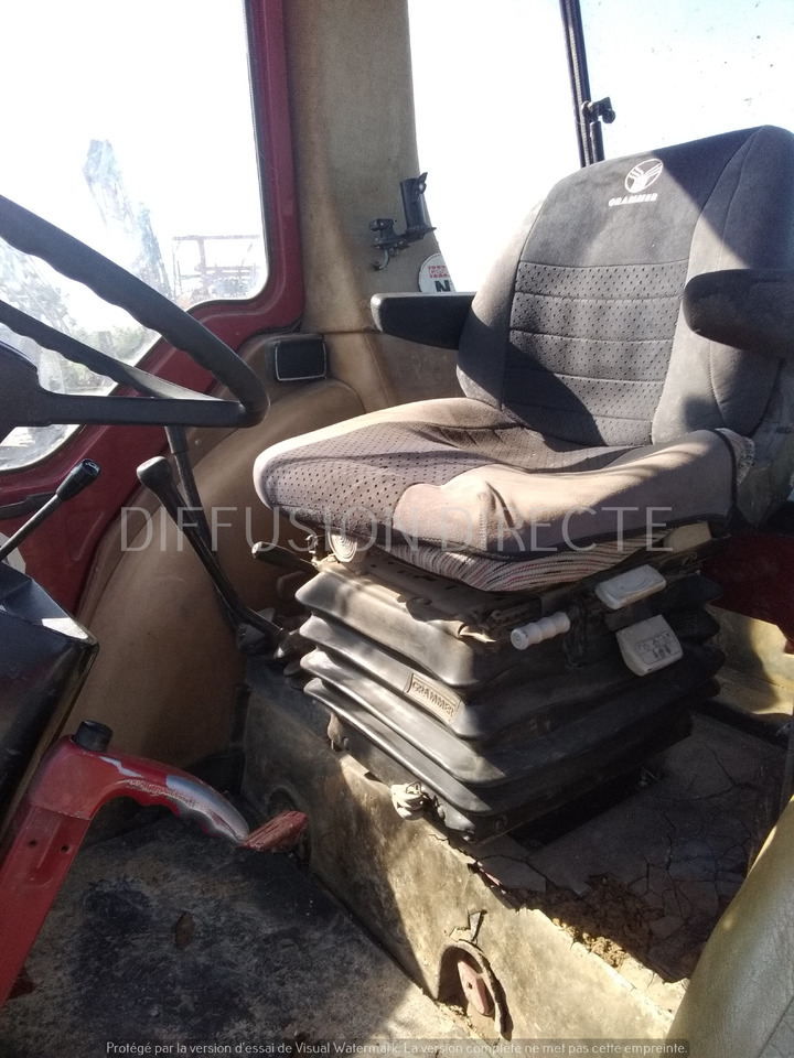 CASE IH TRACTEUR AGRICOLE 845 XL - Tractor agricol: Foto 5 CASE IH TRACTEUR AGRICOLE 845 XL - Tractor agricol: Foto 5