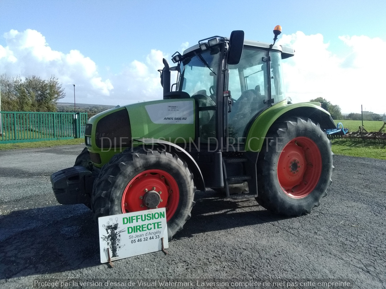 CLAAS TRACTEUR AGRICOLE ARES 566 RZ - Tractor agricol: Foto 1 CLAAS TRACTEUR AGRICOLE ARES 566 RZ - Tractor agricol: Foto 1