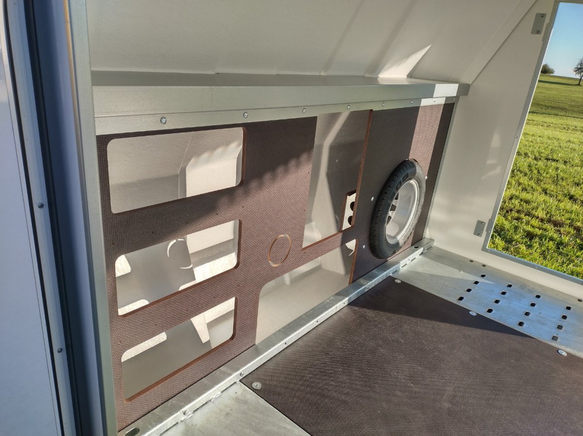 BRIAN JAMES TRAILERS RaceSport 340-5510 - Remorcă transport auto: Foto 4 BRIAN JAMES TRAILERS RaceSport 340-5510 - Remorcă transport auto: Foto 4