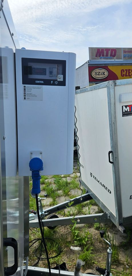 TEMARED COOLER 3015/2 C 2,7T - Semiremorcă frigider: Foto 3 TEMARED COOLER 3015/2 C 2,7T - Semiremorcă frigider: Foto 3