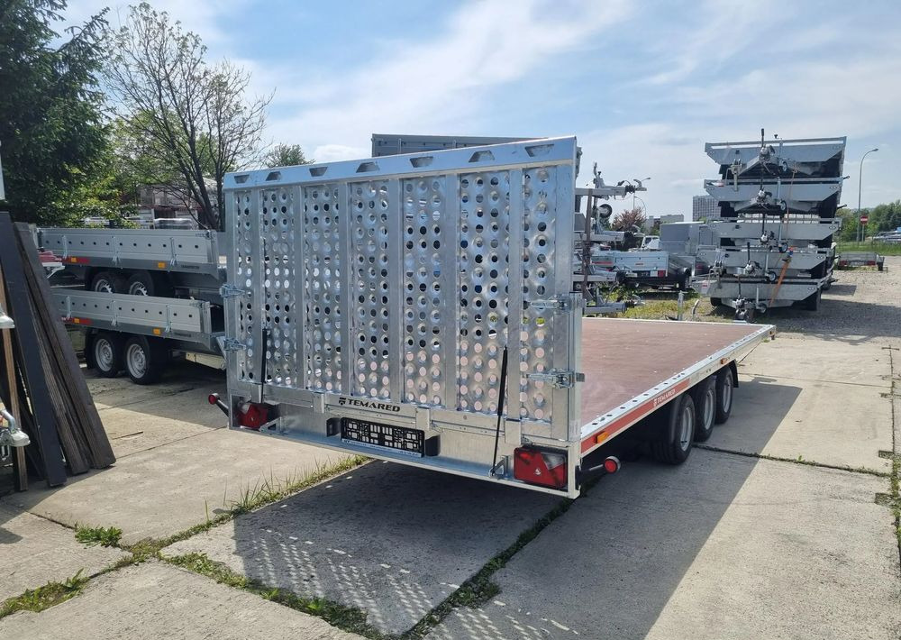 TEMARED UNIVERSAL 5121/3 3.5T R10C SKLEJKA - Remorcă transport auto: Foto 3 TEMARED UNIVERSAL 5121/3 3.5T R10C SKLEJKA - Remorcă transport auto: Foto 3