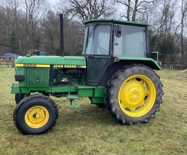 1988 John Deere 2650 2wd tractor - Tractor agricol: Foto 5 1988 John Deere 2650 2wd tractor - Tractor agricol: Foto 5