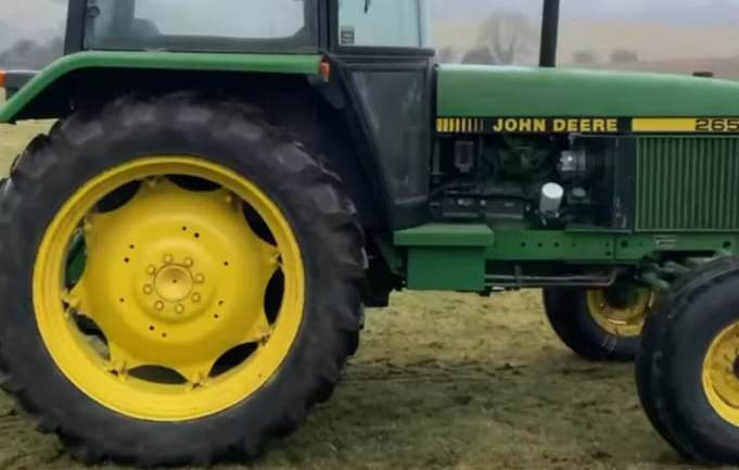 1988 John Deere 2650 2wd tractor - Tractor agricol: Foto 2 1988 John Deere 2650 2wd tractor - Tractor agricol: Foto 2