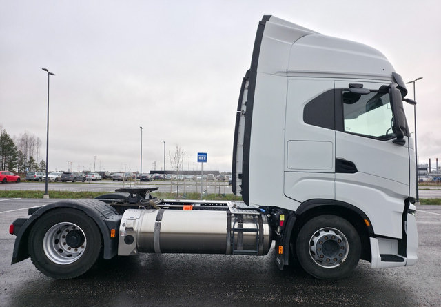 IvecoS-Way 460 4x2 LNG / LBG - Cap tractor: Foto 5 IvecoS-Way 460 4x2 LNG / LBG - Cap tractor: Foto 5