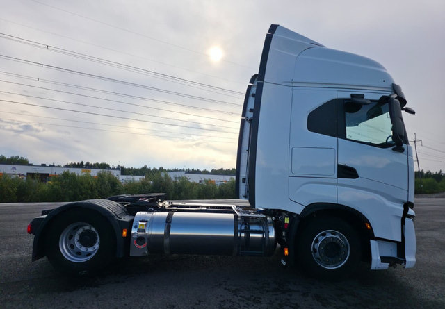 IvecoS-Way 460 4x2 LNG / LBG - Cap tractor: Foto 5 IvecoS-Way 460 4x2 LNG / LBG - Cap tractor: Foto 5