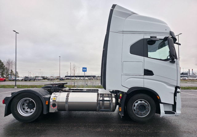 IvecoS-Way 460 4x2 LNG / LBG - Cap tractor: Foto 5 IvecoS-Way 460 4x2 LNG / LBG - Cap tractor: Foto 5