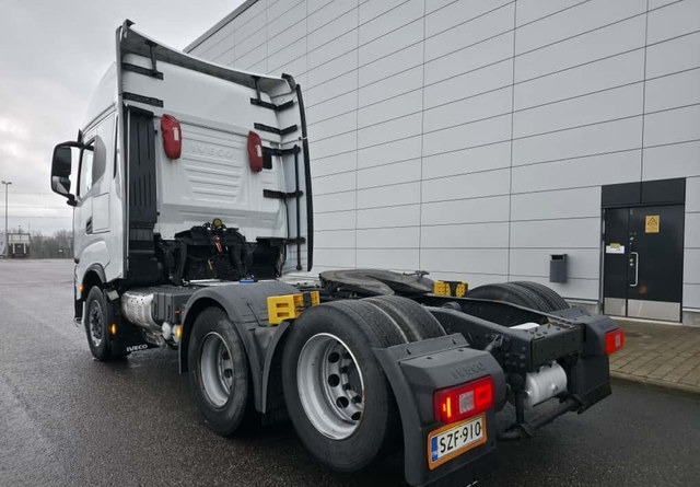 IvecoS-Way 480 6x2 Hieno! - Cap tractor: Foto 3 IvecoS-Way 480 6x2 Hieno! - Cap tractor: Foto 3