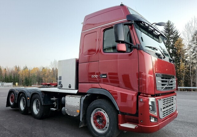 Volvo FH16 600 8x4 - Cap tractor: Foto 5 Volvo FH16 600 8x4 - Cap tractor: Foto 5