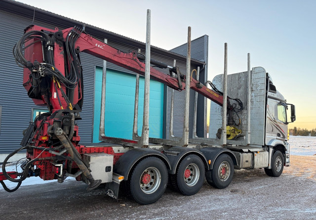 Mercedes-BenzArocs 8x4 Nosturilla! - Camion forestier, Camion cu macara: Foto 5 Mercedes-BenzArocs 8x4 Nosturilla! - Camion forestier, Camion cu macara: Foto 5