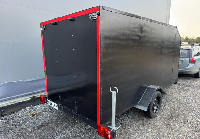 Umpiperäkärry - Remorca auto: Foto 5 Umpiperäkärry - Remorca auto: Foto 5