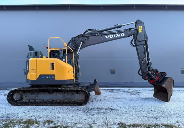 VolvoECR145EL + Rototilt - Excavator pe şenile: Foto 5 VolvoECR145EL + Rototilt - Excavator pe şenile: Foto 5