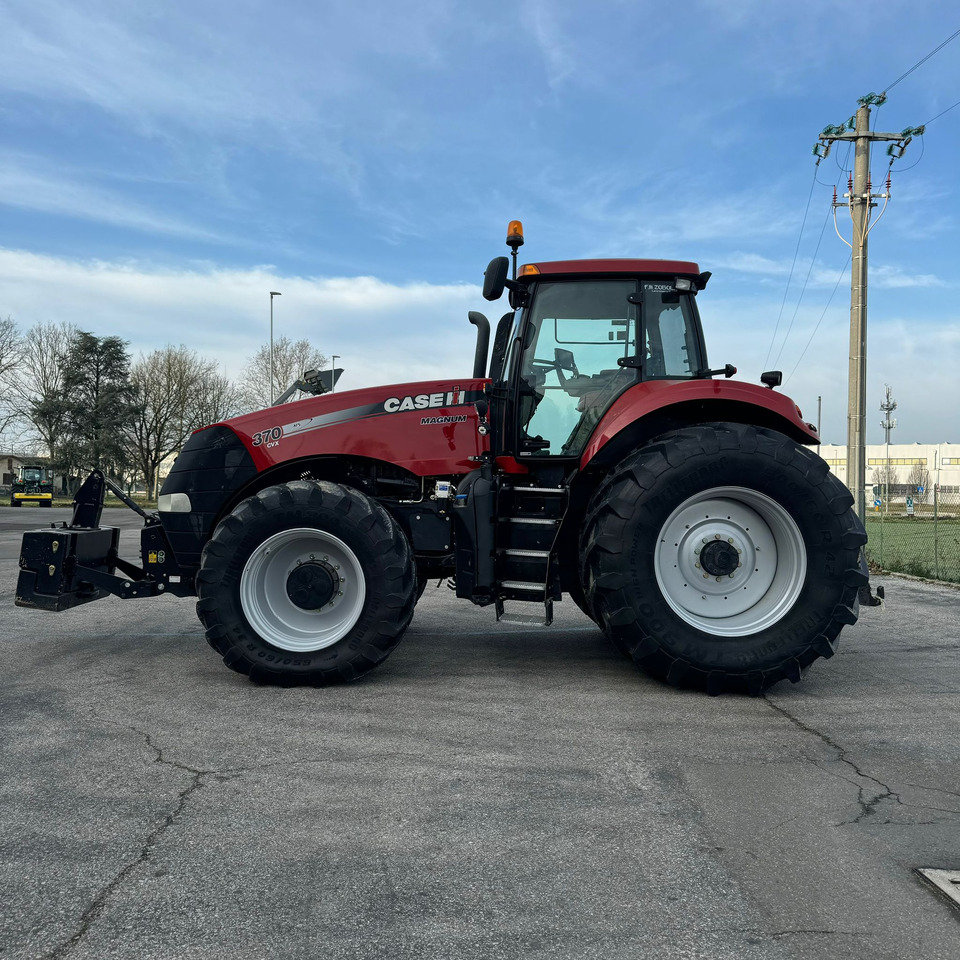 CASE MAGNUM 370 - Tractor agricol: Foto 2 CASE MAGNUM 370 - Tractor agricol: Foto 2