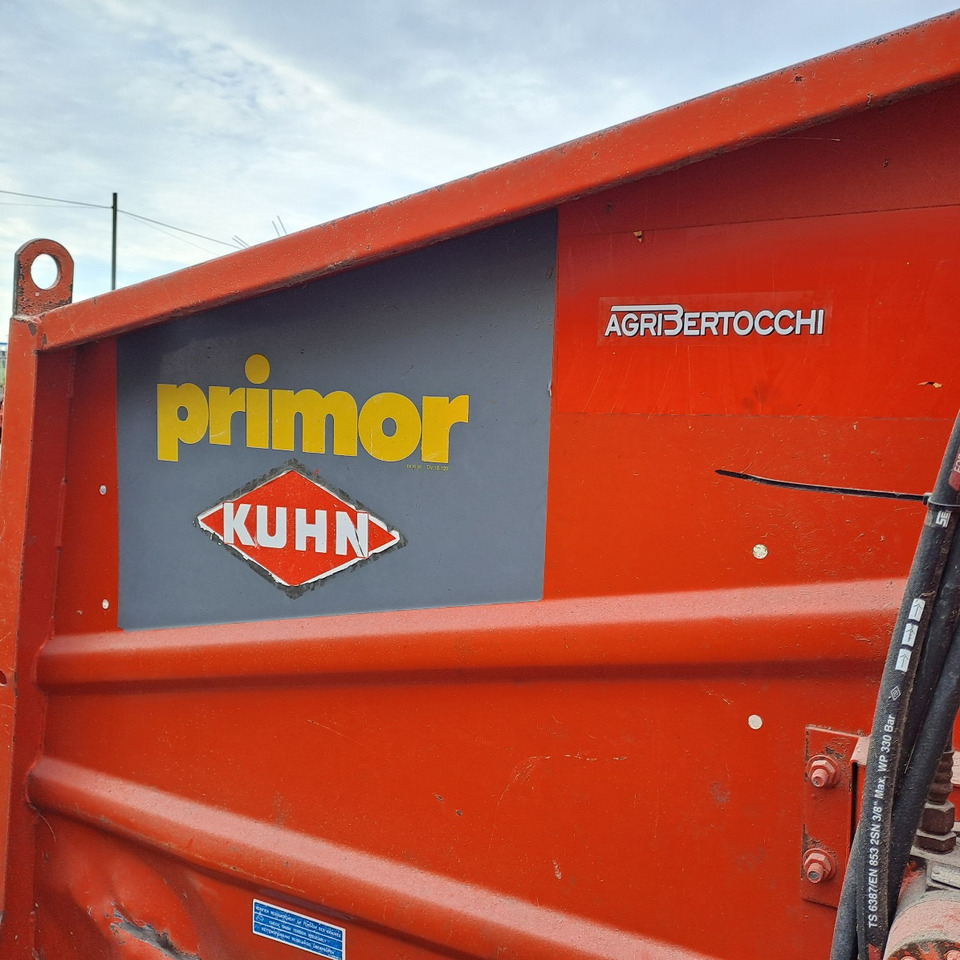 IMPAGLIATRICE KUHN PRIMOR PP - Tocător de paie: Foto 4 IMPAGLIATRICE KUHN PRIMOR PP - Tocător de paie: Foto 4