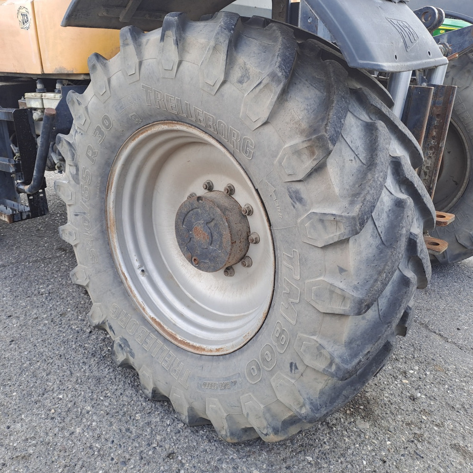 JCB FASTRAC 175 - ASTA AGRIBERTOCCHI - Tractor agricol: Foto 5 JCB FASTRAC 175 - ASTA AGRIBERTOCCHI - Tractor agricol: Foto 5