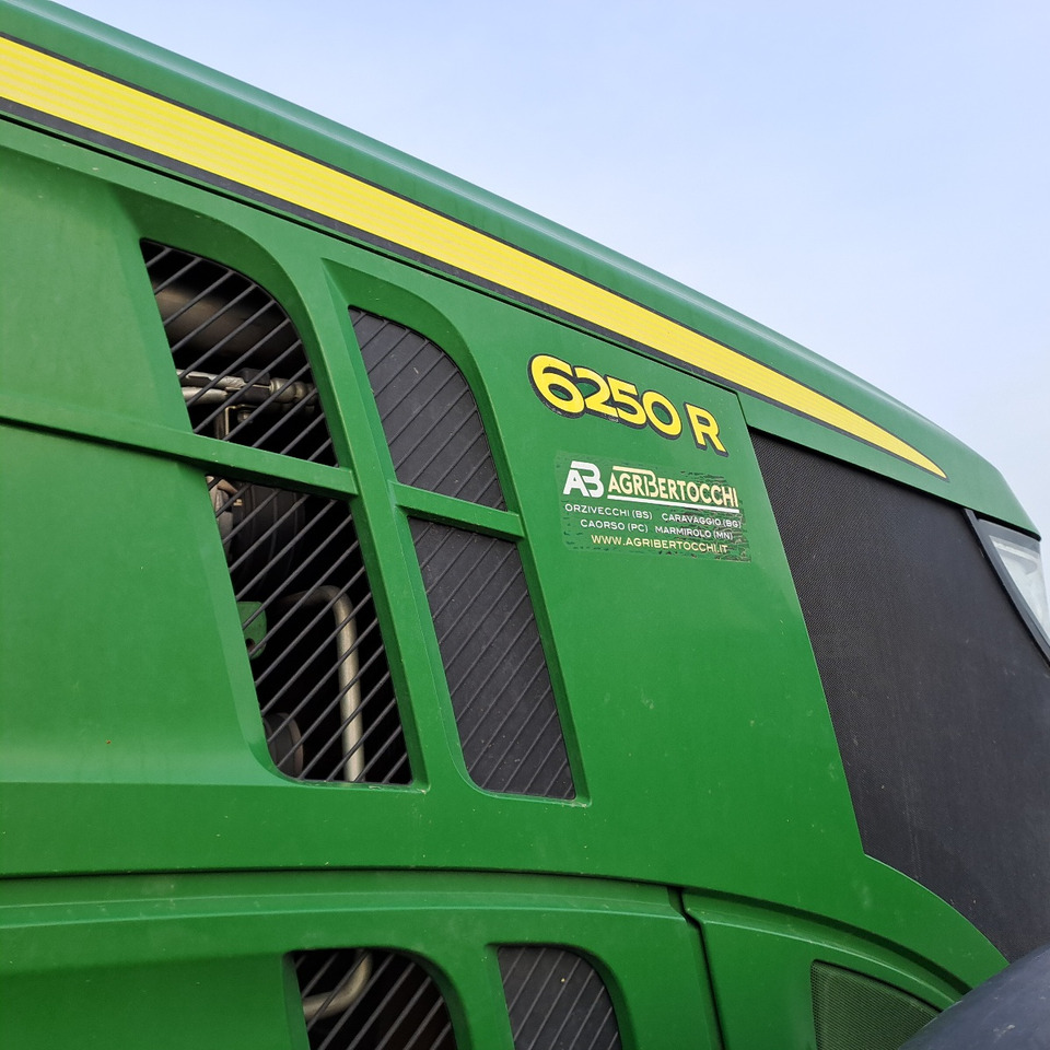 JOHN DEERE 6250R PREMIUM EDITION - Tractor agricol: Foto 5 JOHN DEERE 6250R PREMIUM EDITION - Tractor agricol: Foto 5