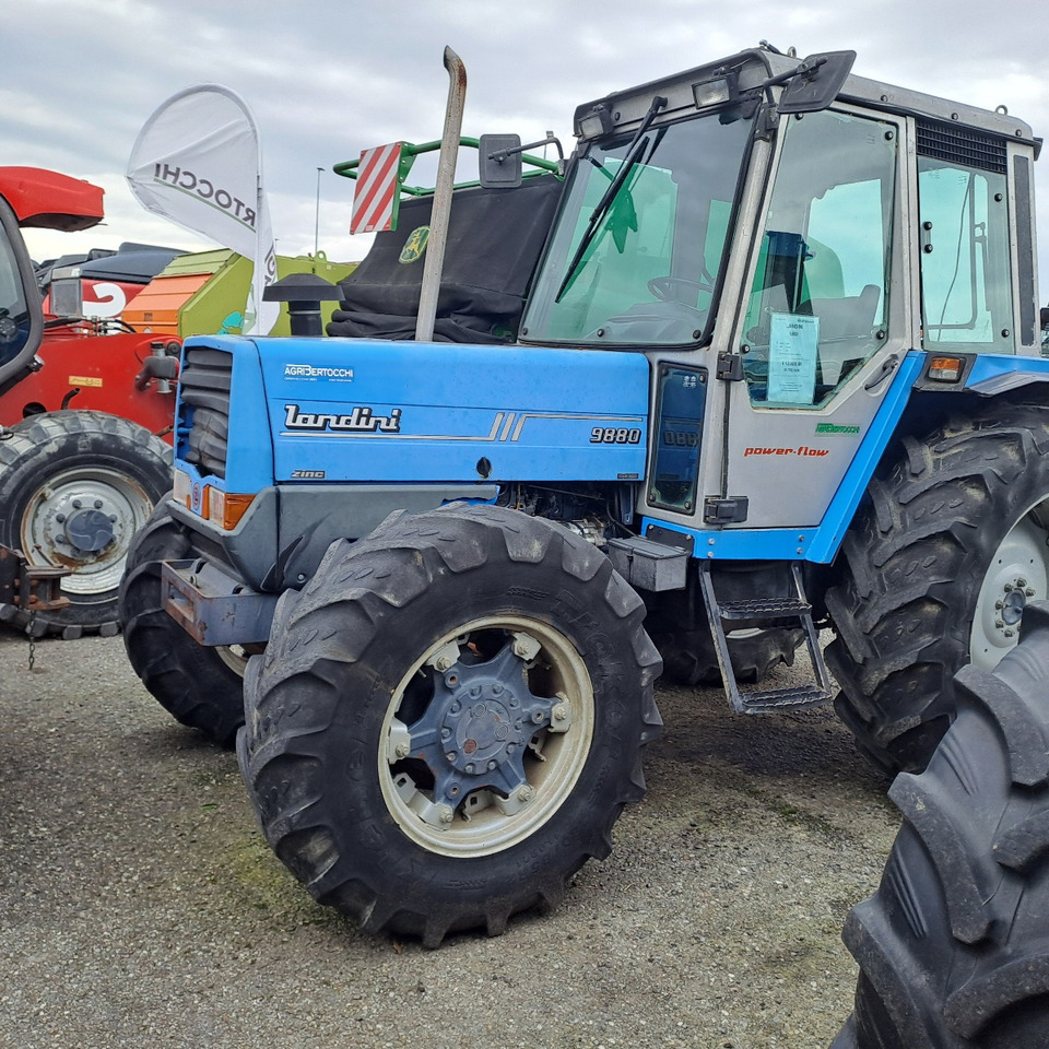 LANDINI 9880 - ASTA AGRIBERTOCCHI - Tractor agricol: Foto 1 LANDINI 9880 - ASTA AGRIBERTOCCHI - Tractor agricol: Foto 1