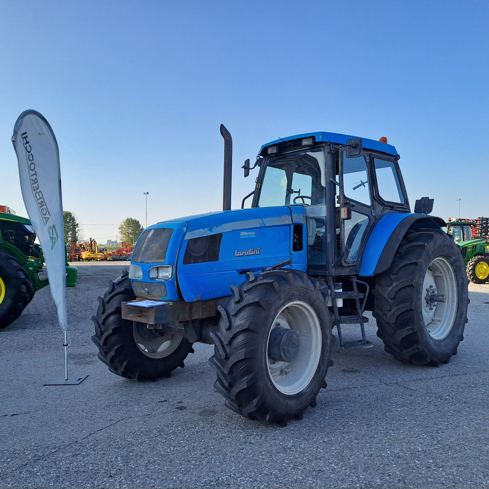 LANDINI LEGEND 145 TECHNO - Tractor agricol: Foto 1 LANDINI LEGEND 145 TECHNO - Tractor agricol: Foto 1
