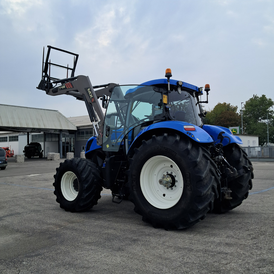 NEW HOLLAND T7 270 - Tractor agricol: Foto 3 NEW HOLLAND T7 270 - Tractor agricol: Foto 3