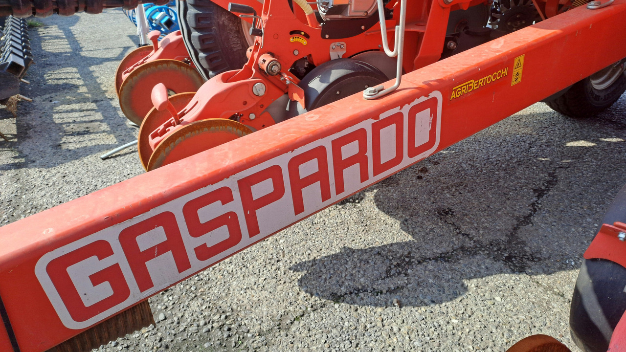 SEMINATRICE DI PRECISIONE GASPARDO RENATA 8 ROWS - Semănătoare de precizie: Foto 3 SEMINATRICE DI PRECISIONE GASPARDO RENATA 8 ROWS - Semănătoare de precizie: Foto 3